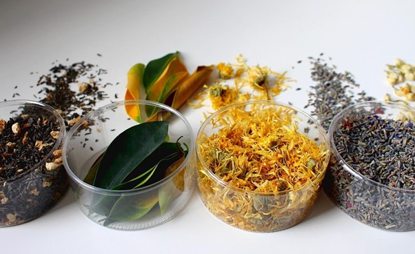 Herbal Infusions and Herbal Extracts: A Guide for Cosmetic Manufacturers